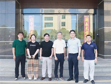 کوریا سے آنے والے صارفین زیکس گروپ کے دورے اور معائنہ کرنے آئے تھے